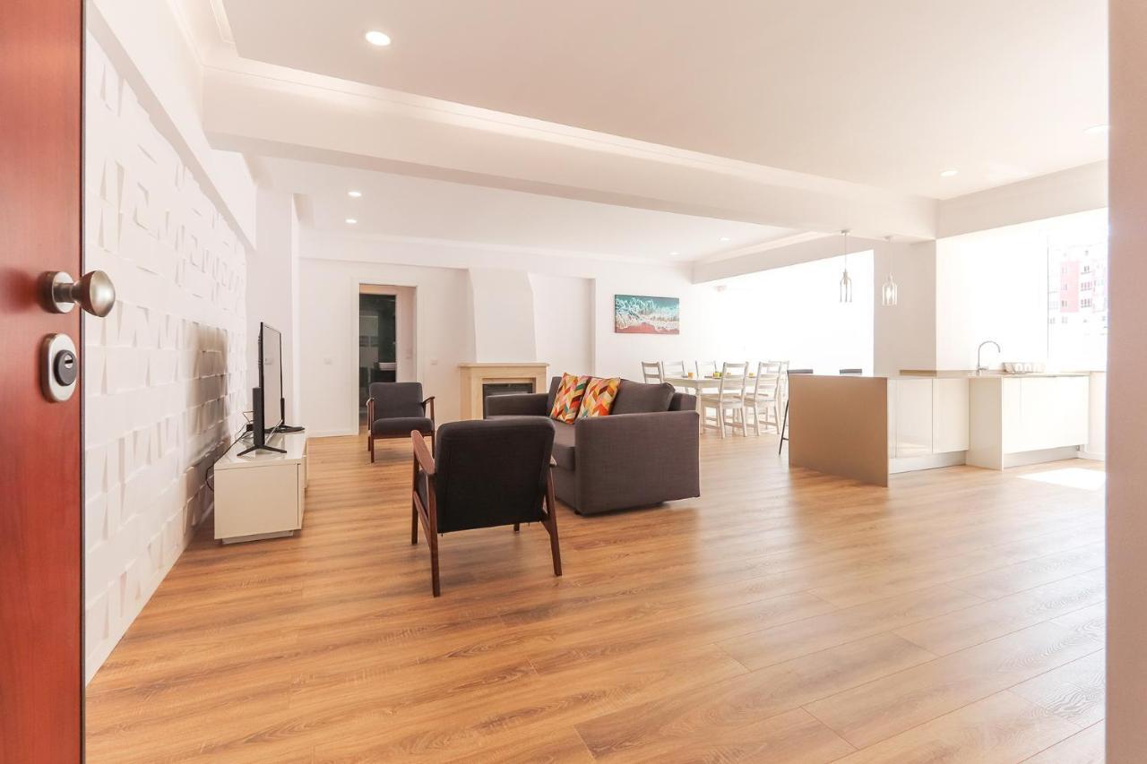 Vita Portucale ! Costa Da Caparica Sunny Design Apartment Bagian luar foto
